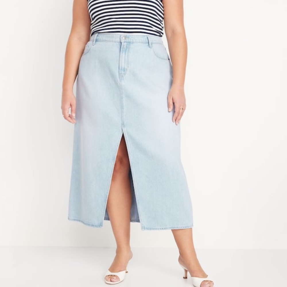 NWT- Old Navy - 20